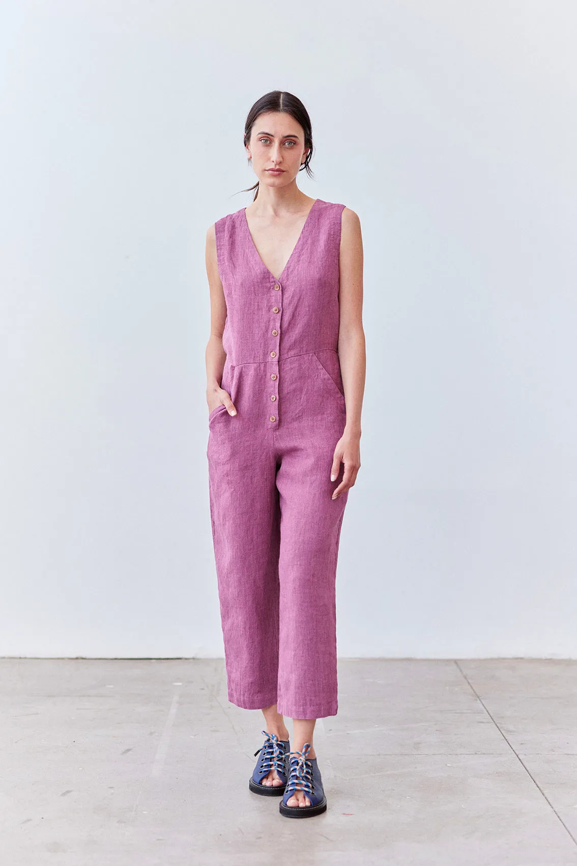 Buttoned Linen Jumpsuit - Ciruela