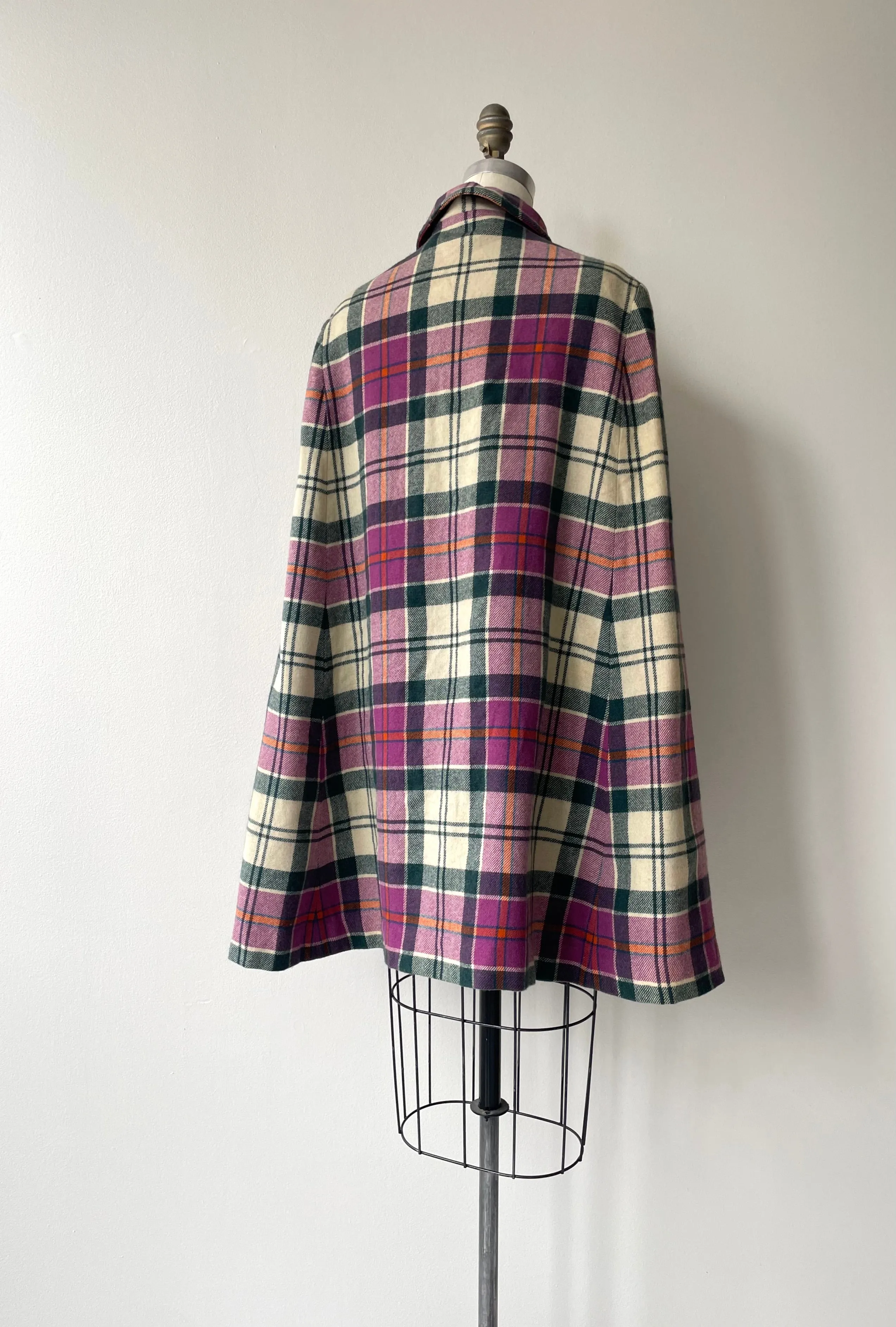 Clan Laird Wool Cape | 1970s