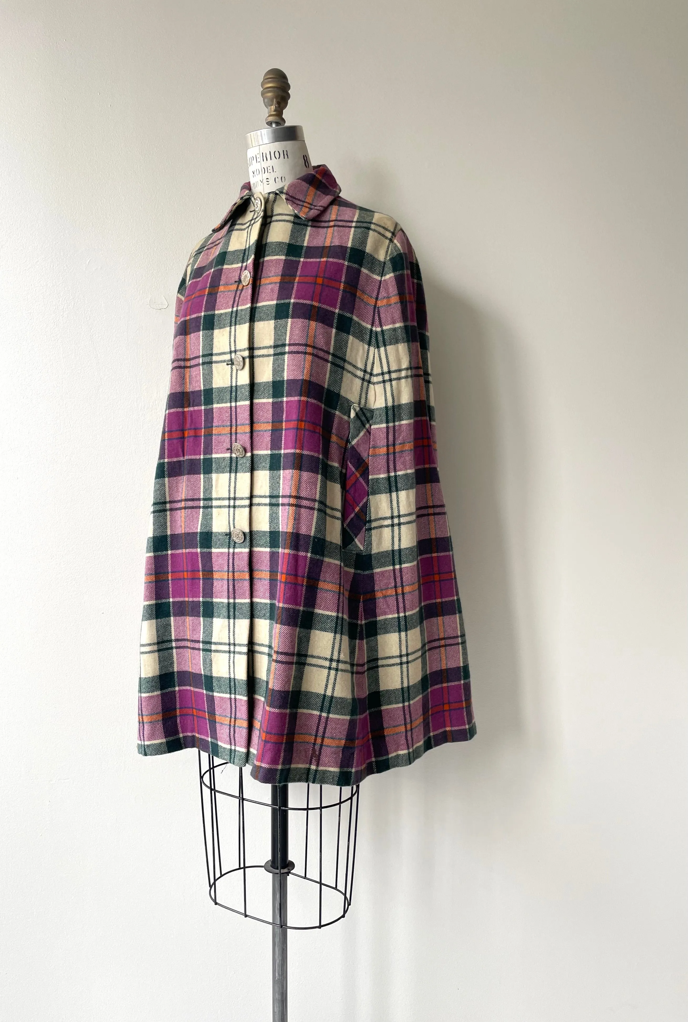 Clan Laird Wool Cape | 1970s