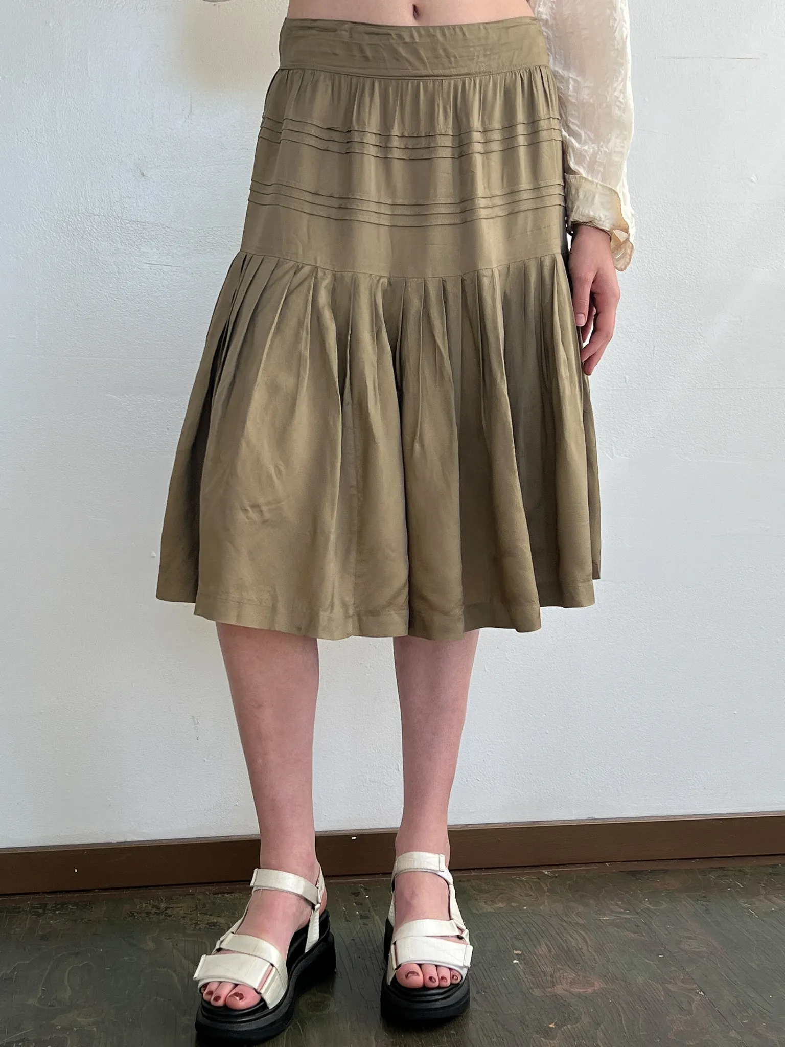 Dries van Noten Sand Pleated Skirt (M)