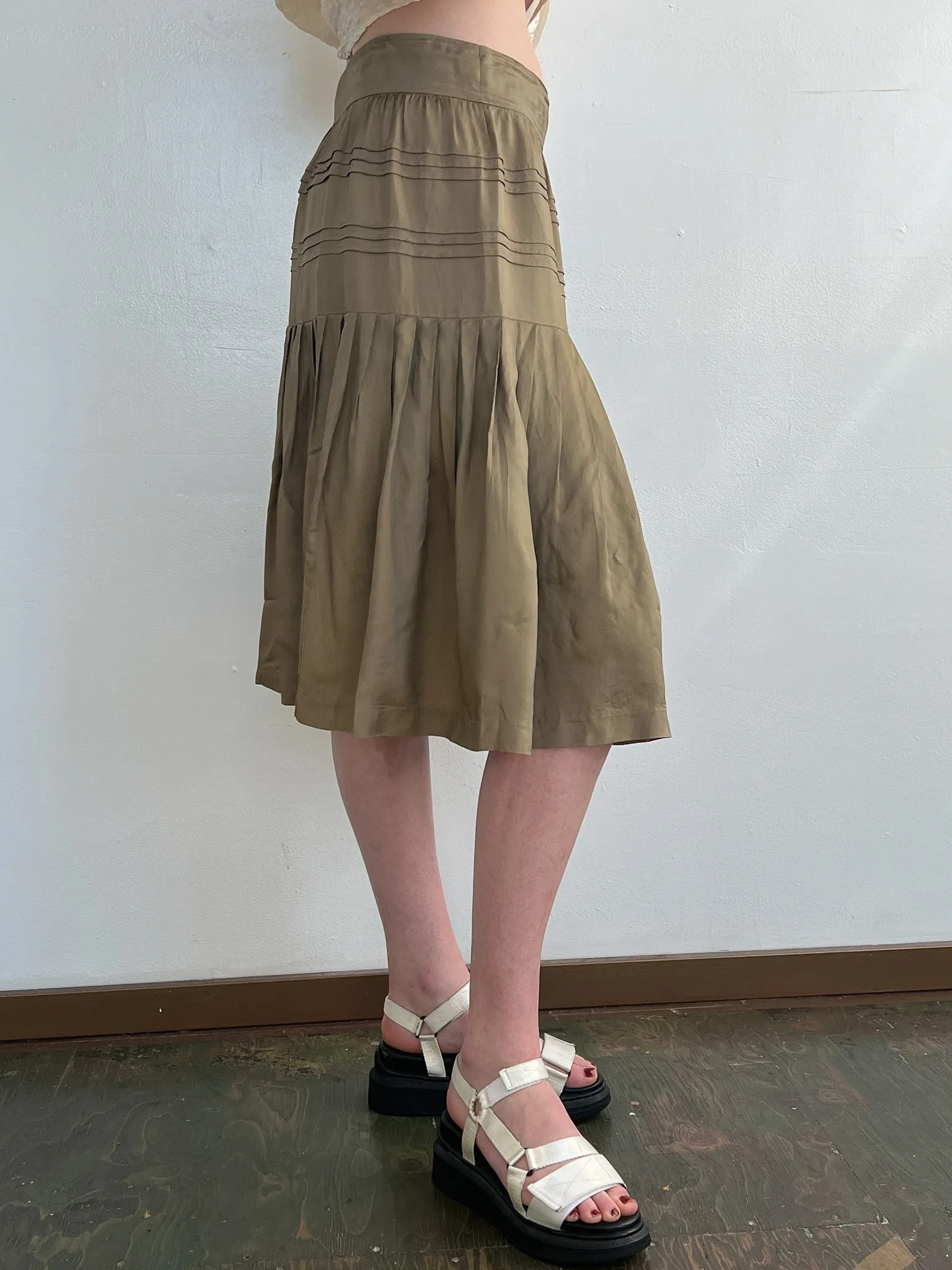 Dries van Noten Sand Pleated Skirt (M)