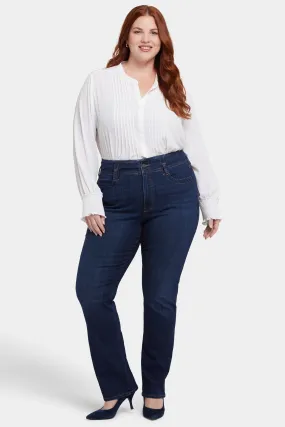 Marilyn Straight Jeans In Plus Size - Northbridge