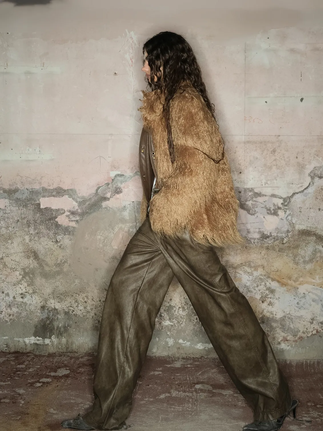 NORTH NODE Avant-Garde Shaggy Faux Fur Coat - Camel and Black