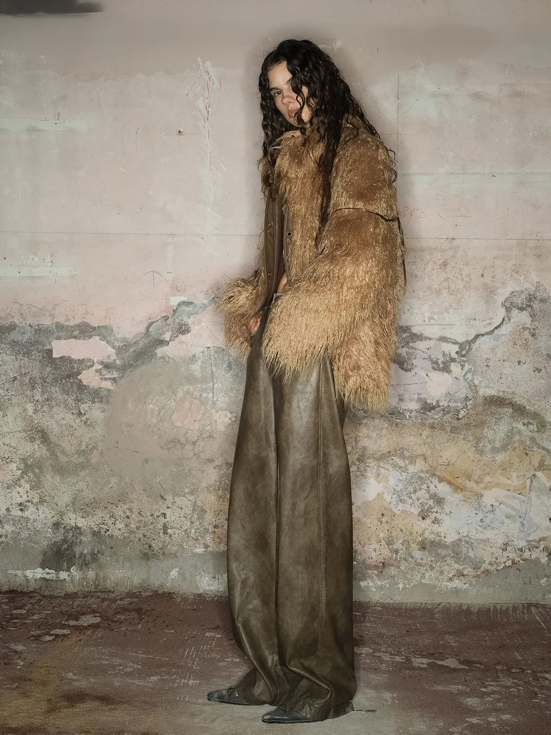 NORTH NODE Avant-Garde Shaggy Faux Fur Coat - Camel and Black